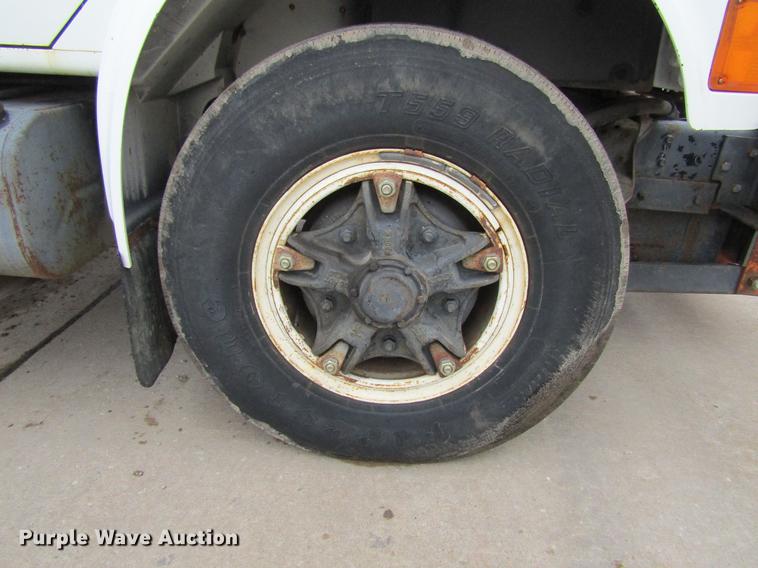 image for item DF3755 1991 International 4900 dump truck