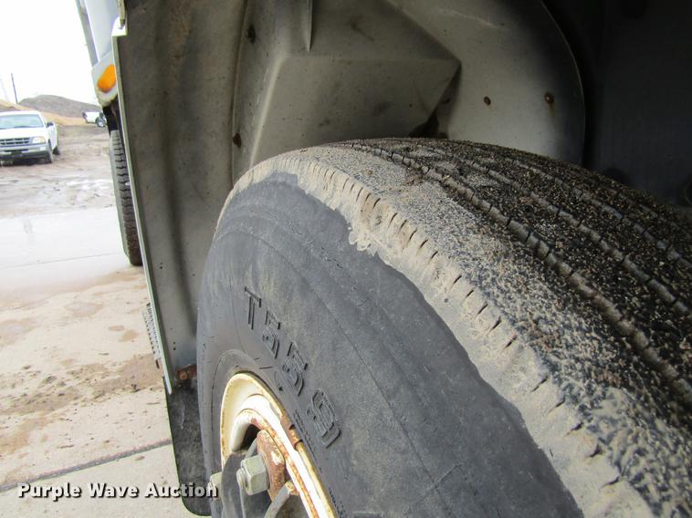 image for item DF3755 1991 International 4900 dump truck