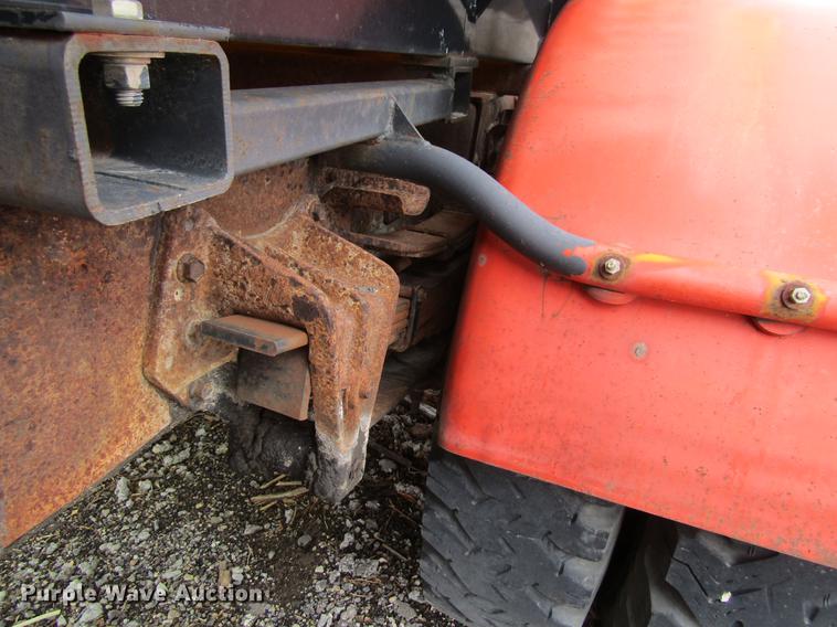 image for item DF3756 1981 International 1854 tank truck