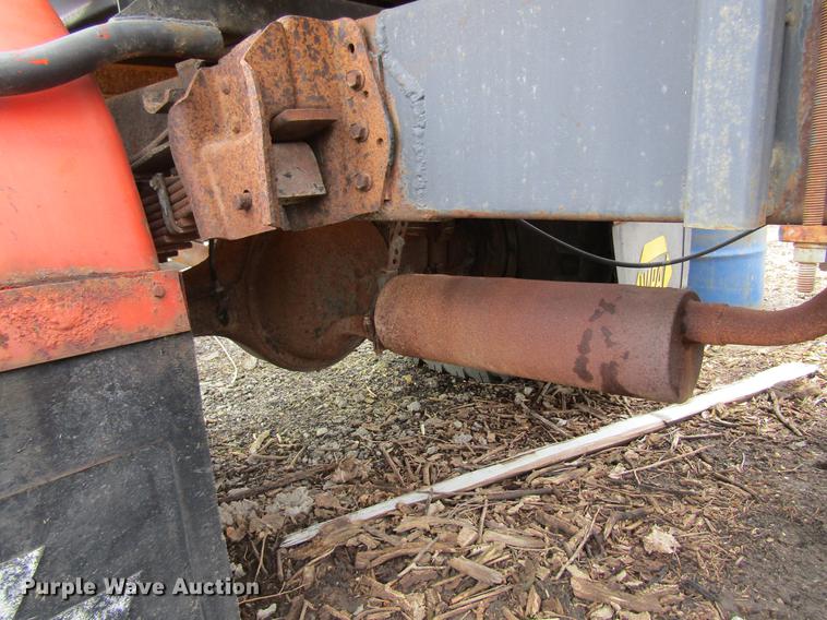 image for item DF3756 1981 International 1854 tank truck