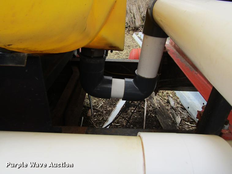 image for item DF3756 1981 International 1854 tank truck