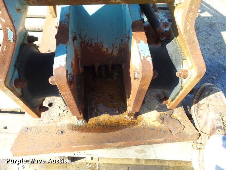 image for item DM9983 Kent KHP65 vibratory plate compactor