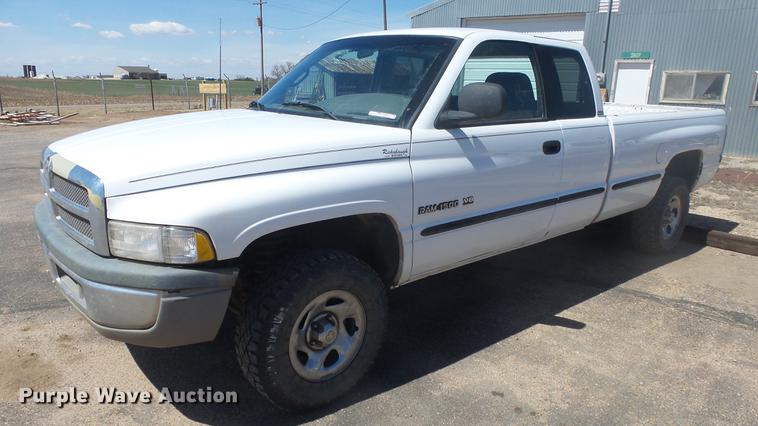 image for item DR9535 1998 Dodge Ram 1500 Club Cab pickup truck