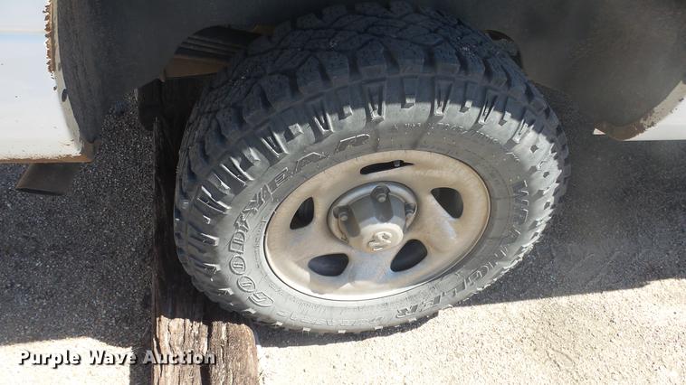 image for item DR9535 1998 Dodge Ram 1500 Club Cab pickup truck