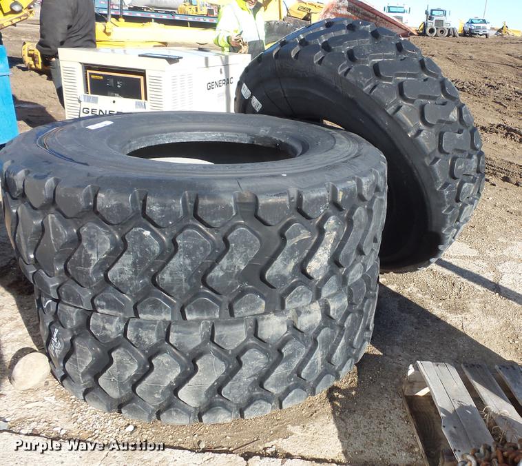 image for item DV9656 (3) 17.5R25 tires