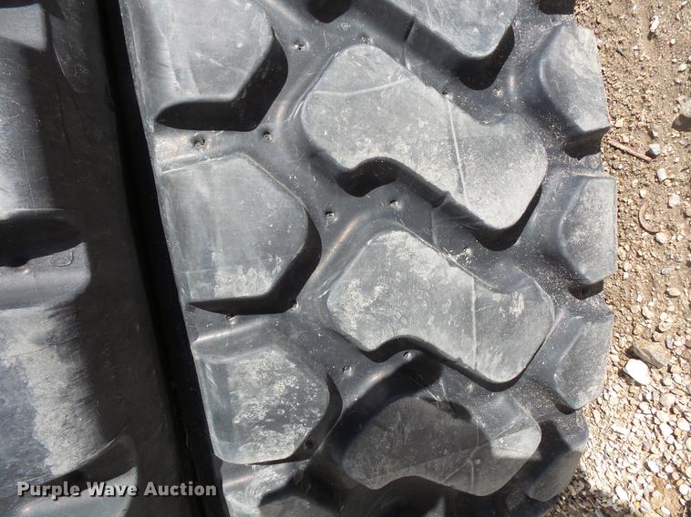 image for item DV9656 (3) 17.5R25 tires