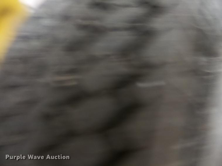 image for item DW9603 Cub Cadet CSV260 chipper/shredder/vacuum