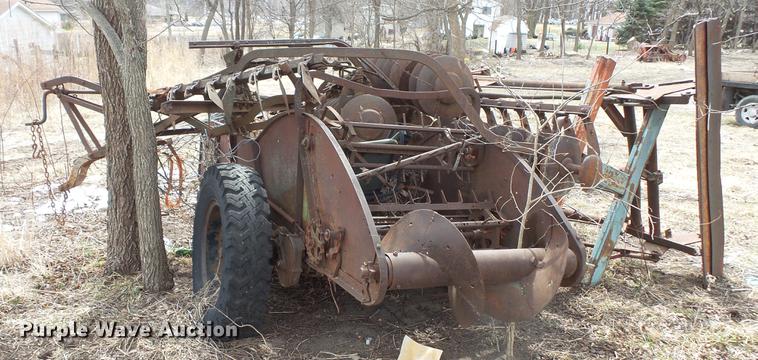image for item DW9623 Manure spreader