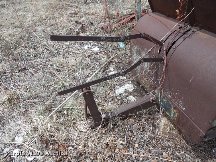 image for item DW9623 Manure spreader