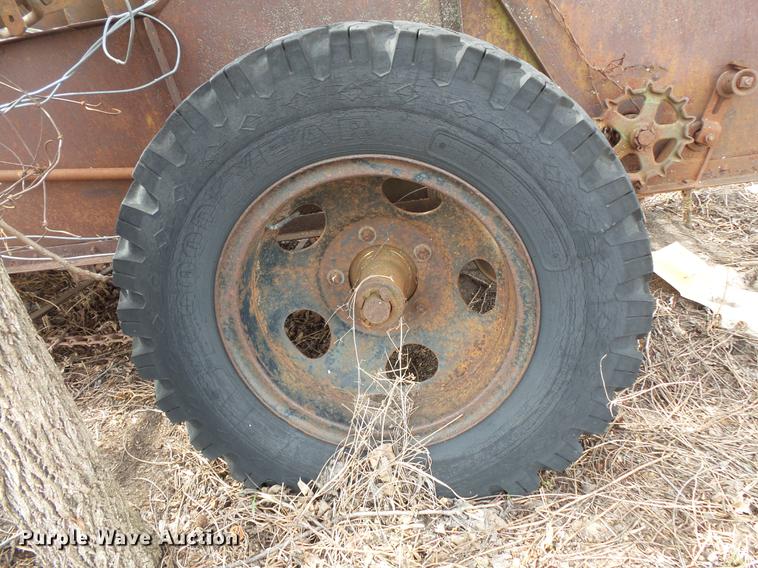 image for item DW9623 Manure spreader