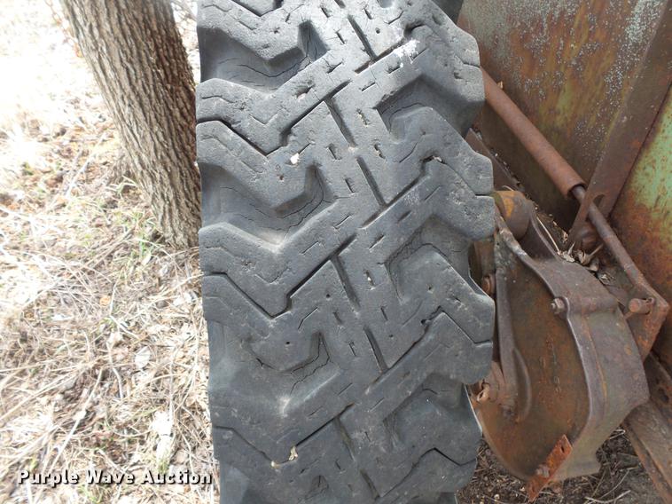 image for item DW9623 Manure spreader