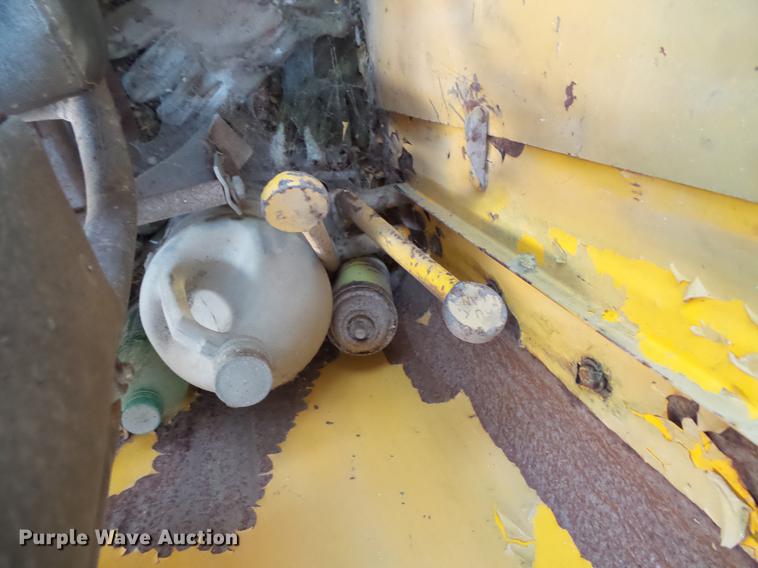 image for item DW9635 Little Giant 48 truck crane