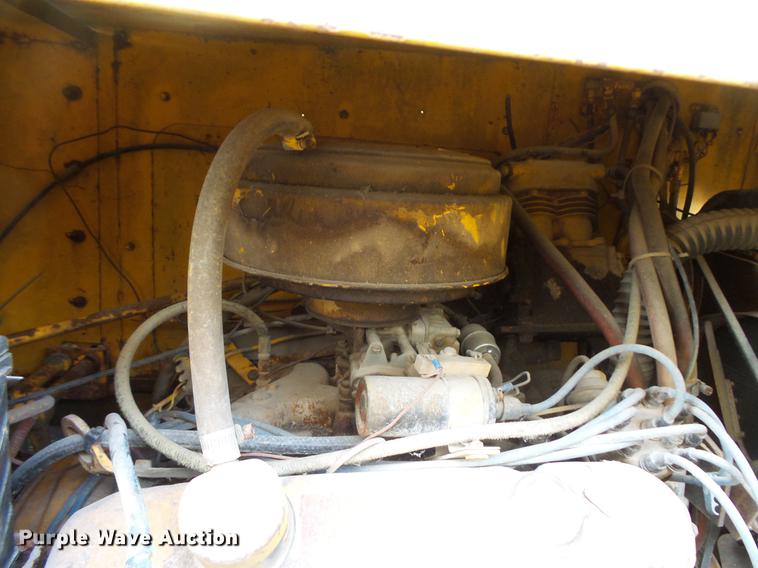 image for item DW9635 Little Giant 48 truck crane