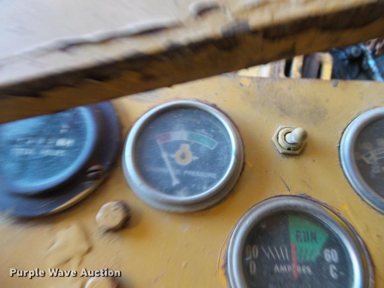 image for item DW9635 Little Giant 48 truck crane