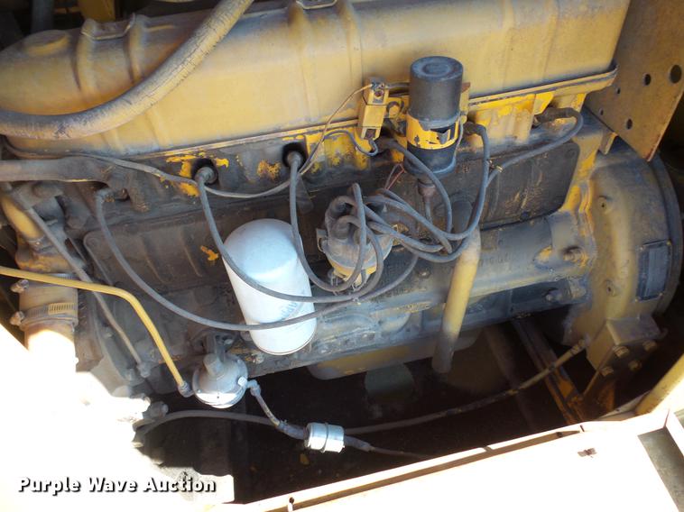 image for item DW9635 Little Giant 48 truck crane