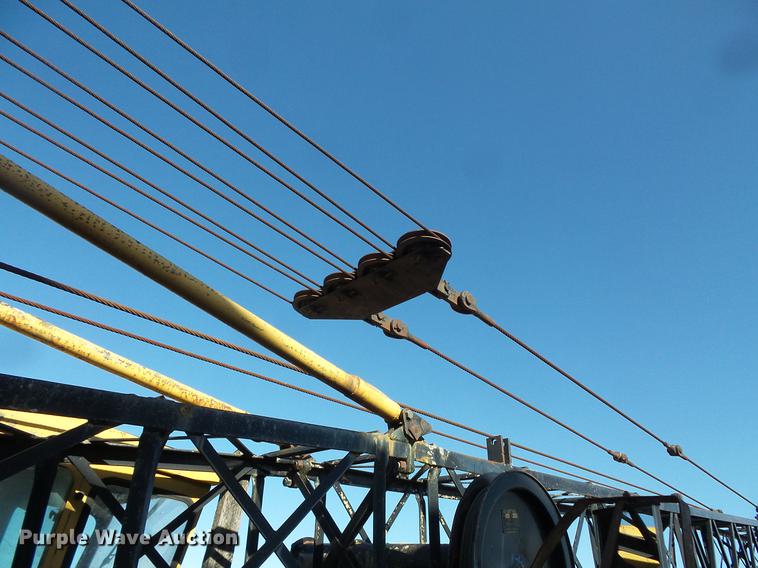 image for item DW9635 Little Giant 48 truck crane