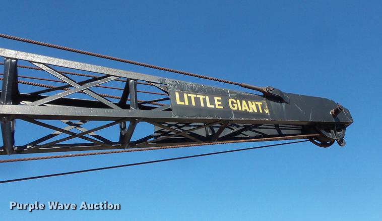 image for item DW9635 Little Giant 48 truck crane