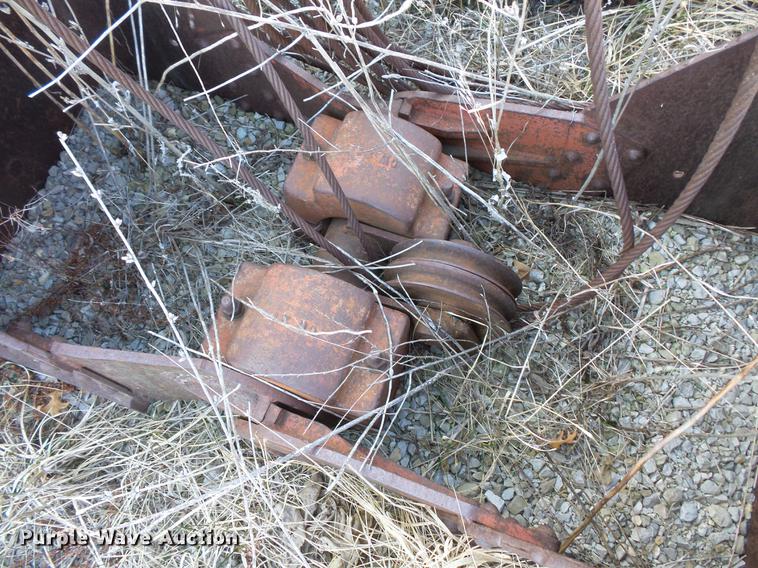 image for item DW9635 Little Giant 48 truck crane