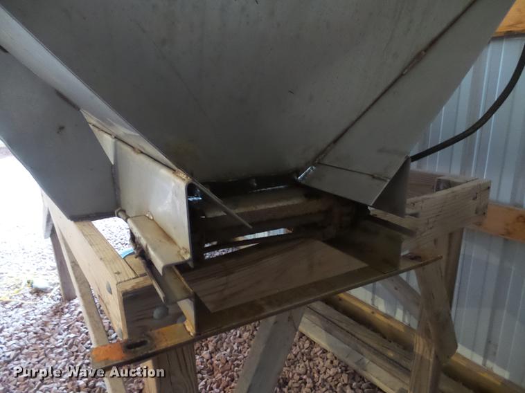 image for item DX9062 Henderson 9X304 stainless steel spreader