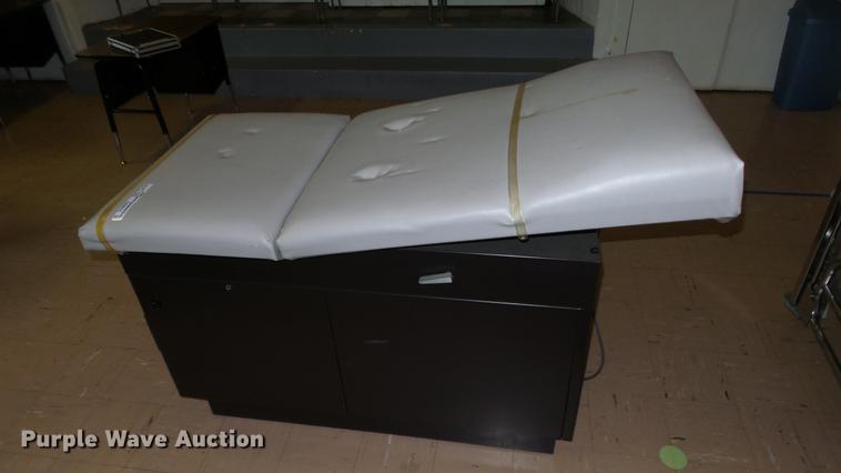 image for item EA9914 Hospital equipment