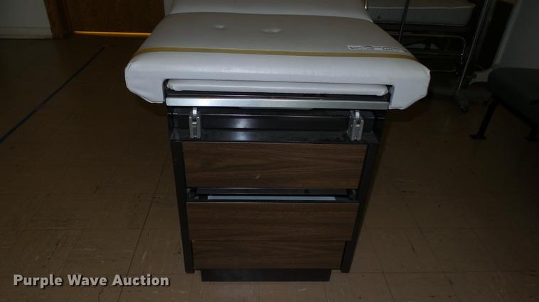 image for item EA9914 Hospital equipment