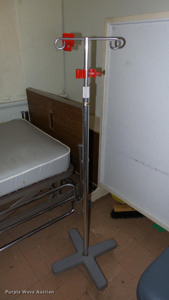 image for item EA9914 Hospital equipment