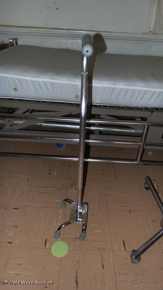 image for item EA9914 Hospital equipment