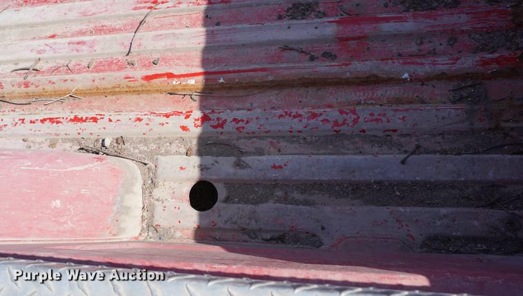 image for item EJ9320 1992 Chevrolet pickup truck bed