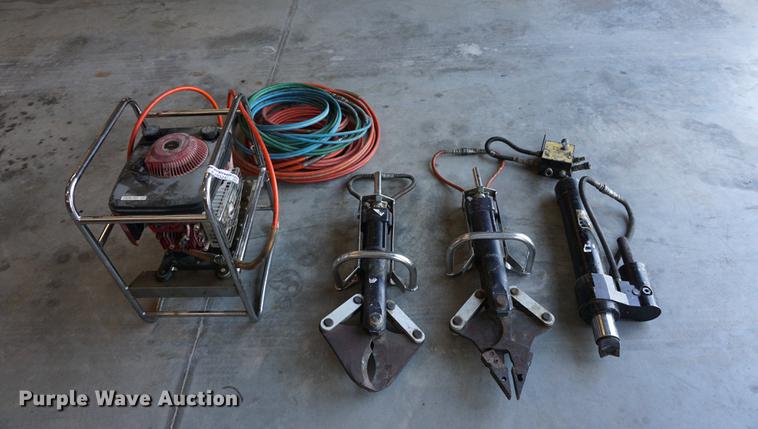 image for item EJ9321 Hurst extraction unit