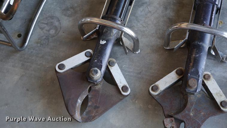 image for item EJ9321 Hurst extraction unit