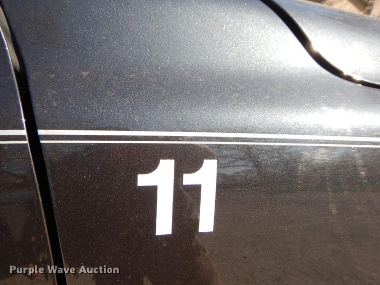 image for item EJ9988 2003 Chevrolet Suburban 1500 SUV