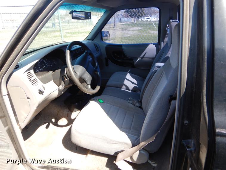 image for item EJ9991 1997 Ford Ranger XLT pickup truck