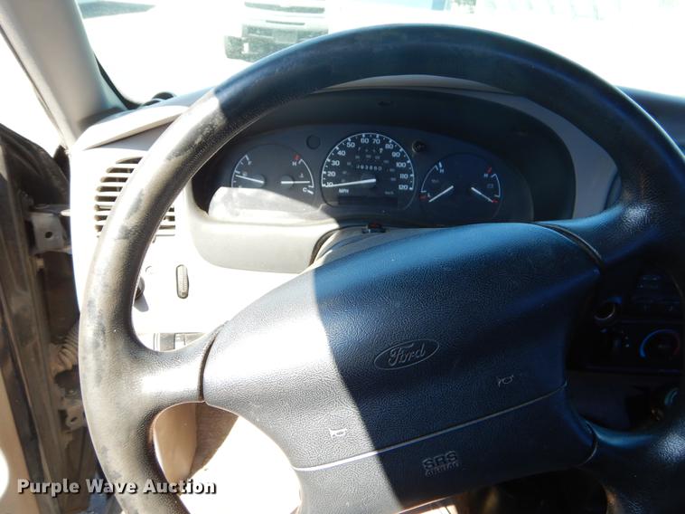 image for item EJ9991 1997 Ford Ranger XLT pickup truck