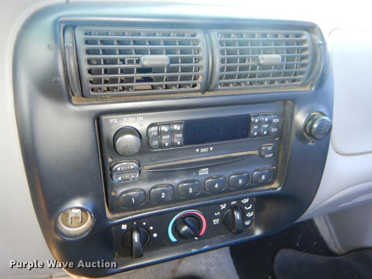 image for item EJ9991 1997 Ford Ranger XLT pickup truck