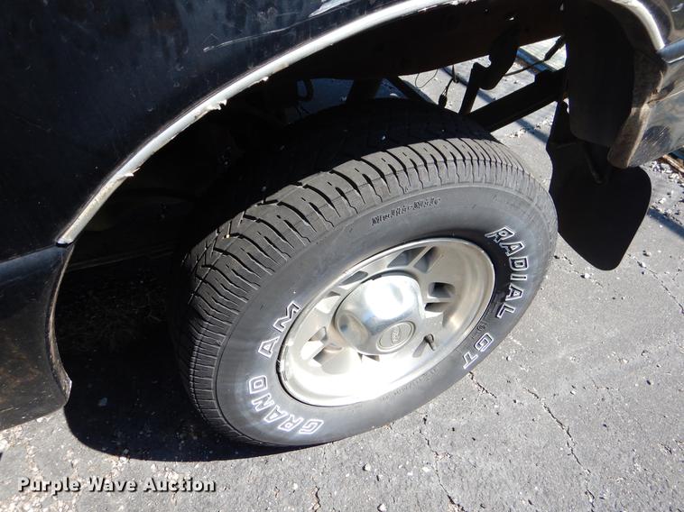 image for item EJ9991 1997 Ford Ranger XLT pickup truck