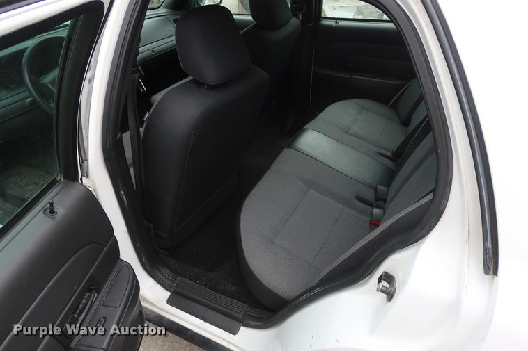 image for item EL9282 2008 Ford Crown Victoria Police Interceptor