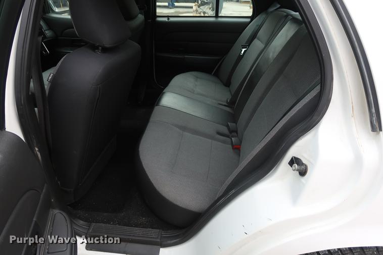 image for item EL9282 2008 Ford Crown Victoria Police Interceptor