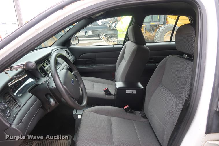 image for item EL9282 2008 Ford Crown Victoria Police Interceptor