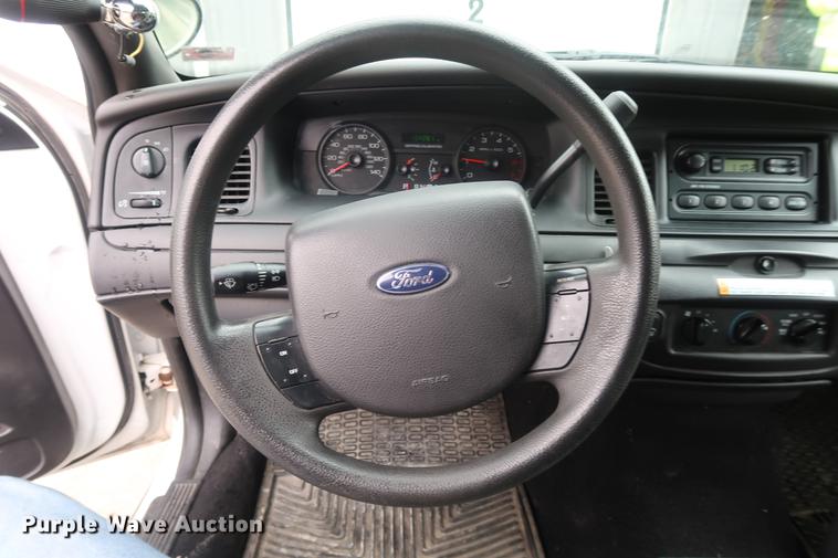 image for item EL9282 2008 Ford Crown Victoria Police Interceptor