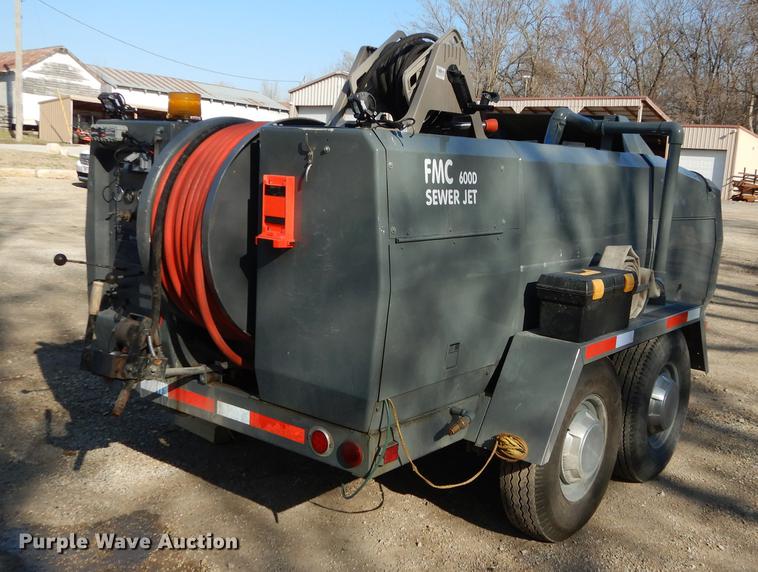 image for item EN9196 1995 FMC 600D sewer jetter