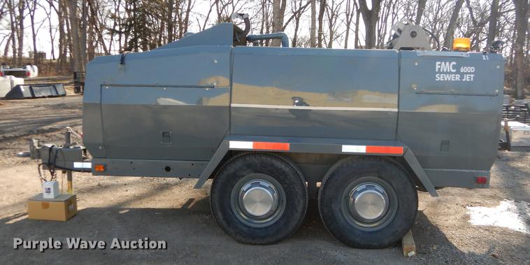 image for item EN9196 1995 FMC 600D sewer jetter