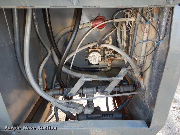 image for item EN9196 1995 FMC 600D sewer jetter