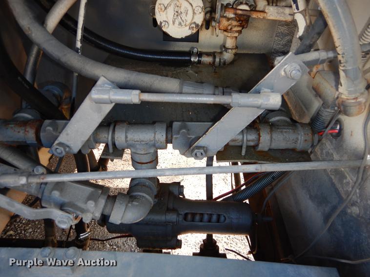 image for item EN9196 1995 FMC 600D sewer jetter