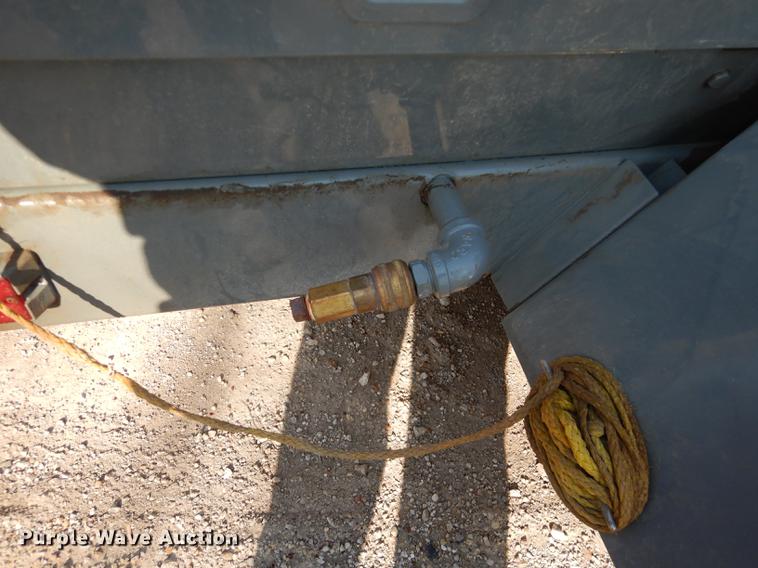 image for item EN9196 1995 FMC 600D sewer jetter