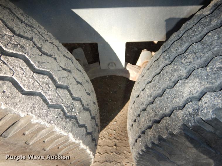 image for item EN9196 1995 FMC 600D sewer jetter