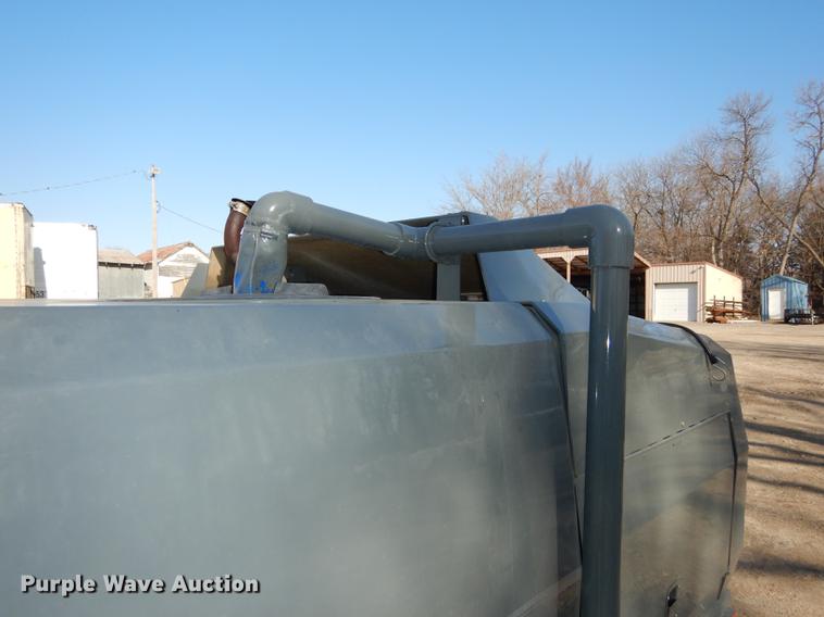 image for item EN9196 1995 FMC 600D sewer jetter