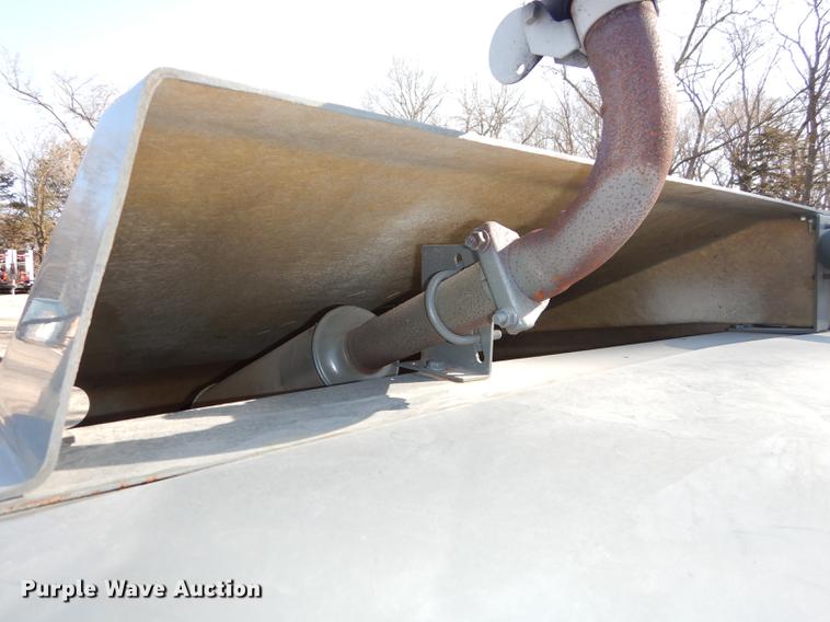 image for item EN9196 1995 FMC 600D sewer jetter