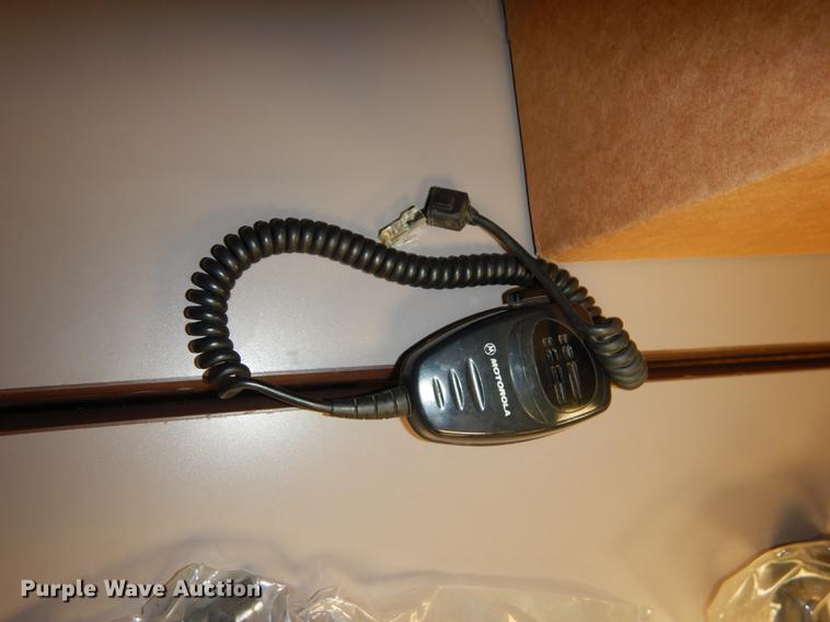 image for item EN9213 (18) Motorola VHF CDM1250 radios