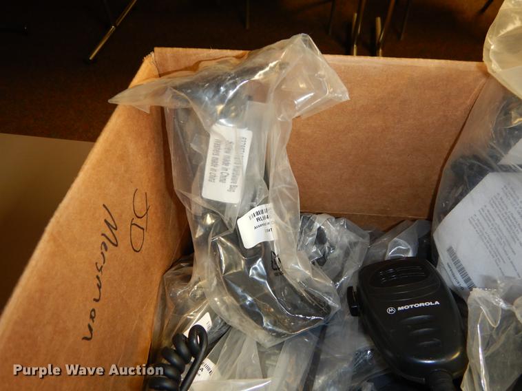 image for item EN9213 (18) Motorola VHF CDM1250 radios