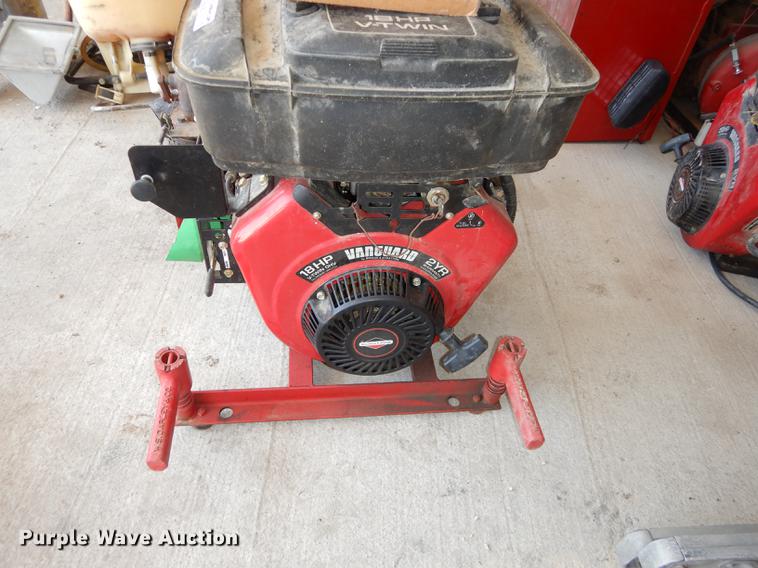 image for item EN9214 (2) Briggs & Stratton Vanguard water pumps